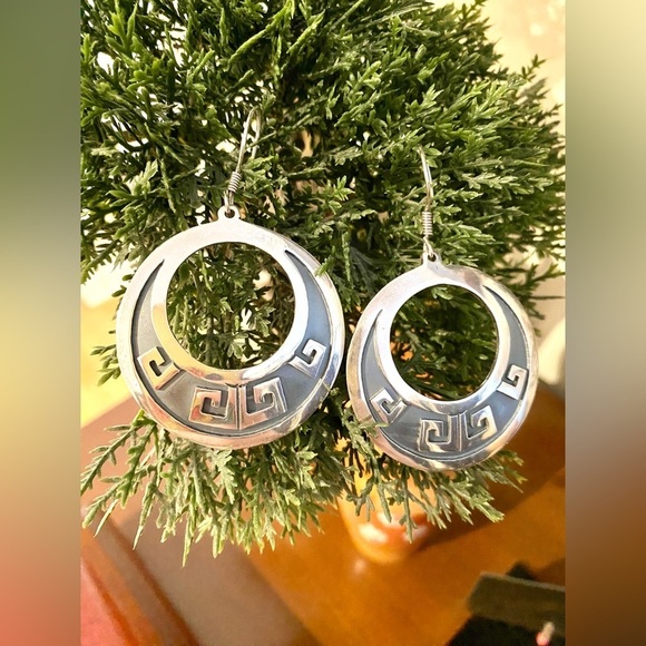 NWOT/ Vintage 1980’s, Sterling Silver earrings, Hand crafted in Mexico 🇲🇽 🩶🩶 - Picture 3 of 8